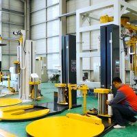 托盤(pán)纏繞包裝機(jī)的選擇 